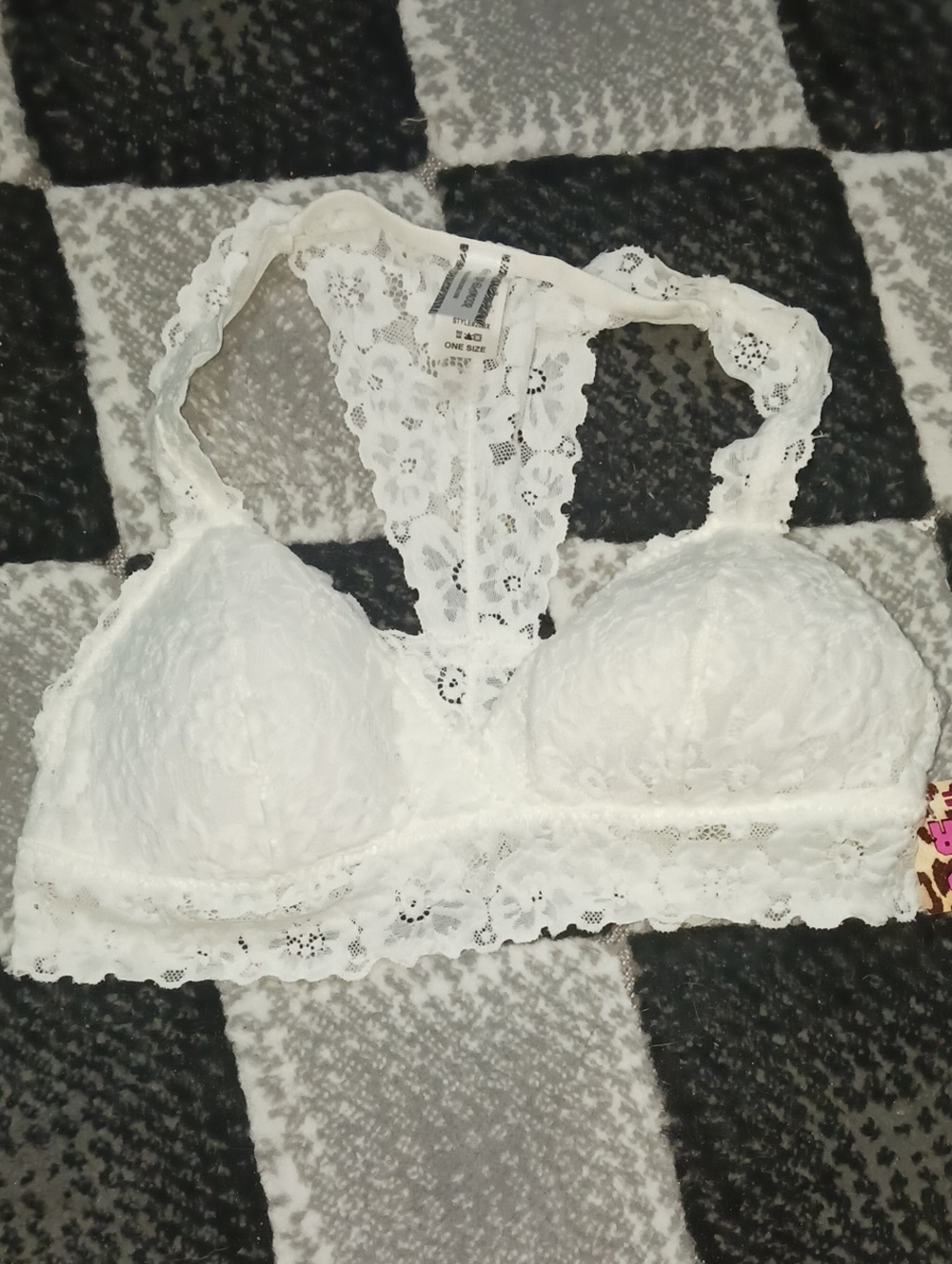 Scalloped Lace Racerback Bralette in White